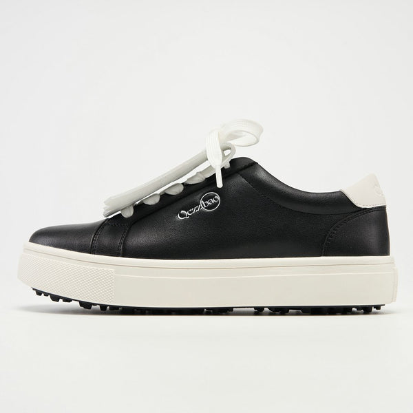 Casual and comfortable golf shoes